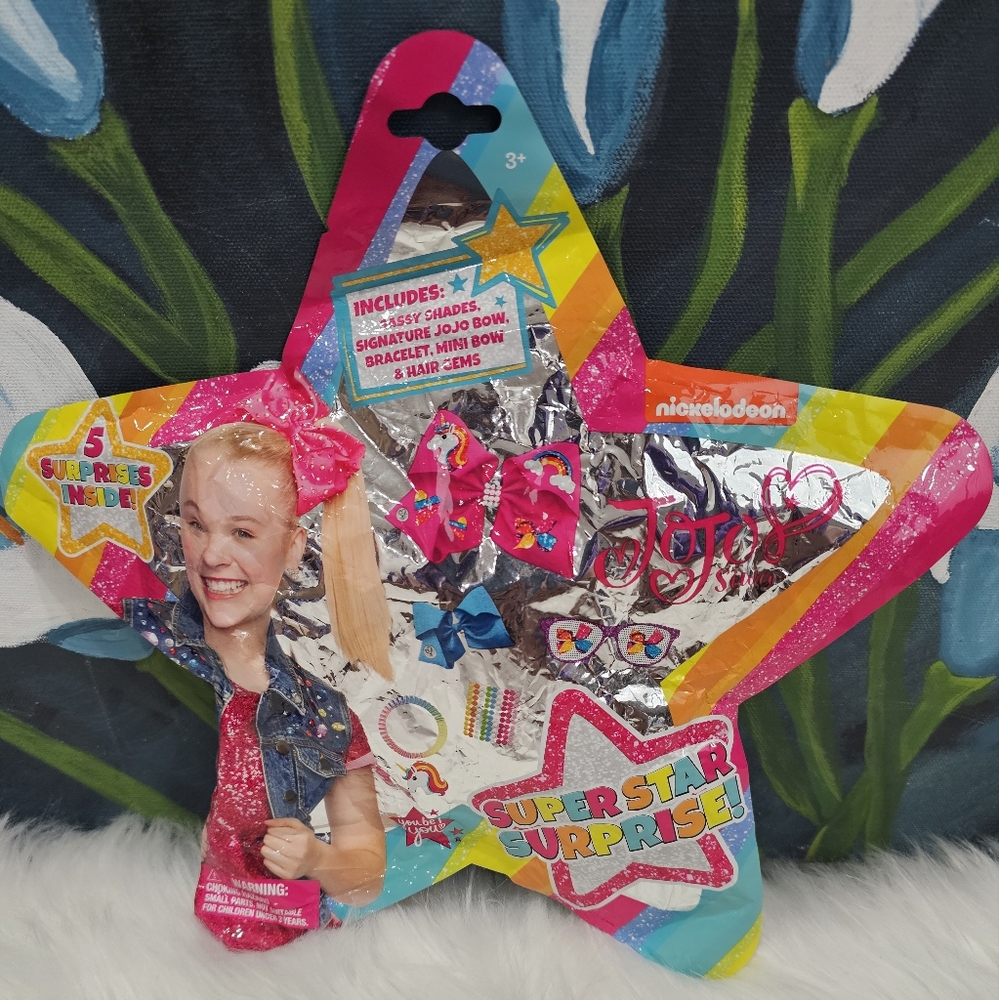 Jojo Siwa Super Star Surprise Bag W/ Sassy Shades, Jojo Bow, Bracelet  Hair Gems